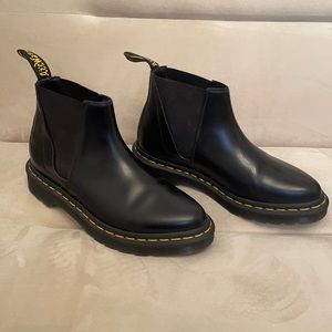 Doc marten Bianca leather ankle boots NWOT